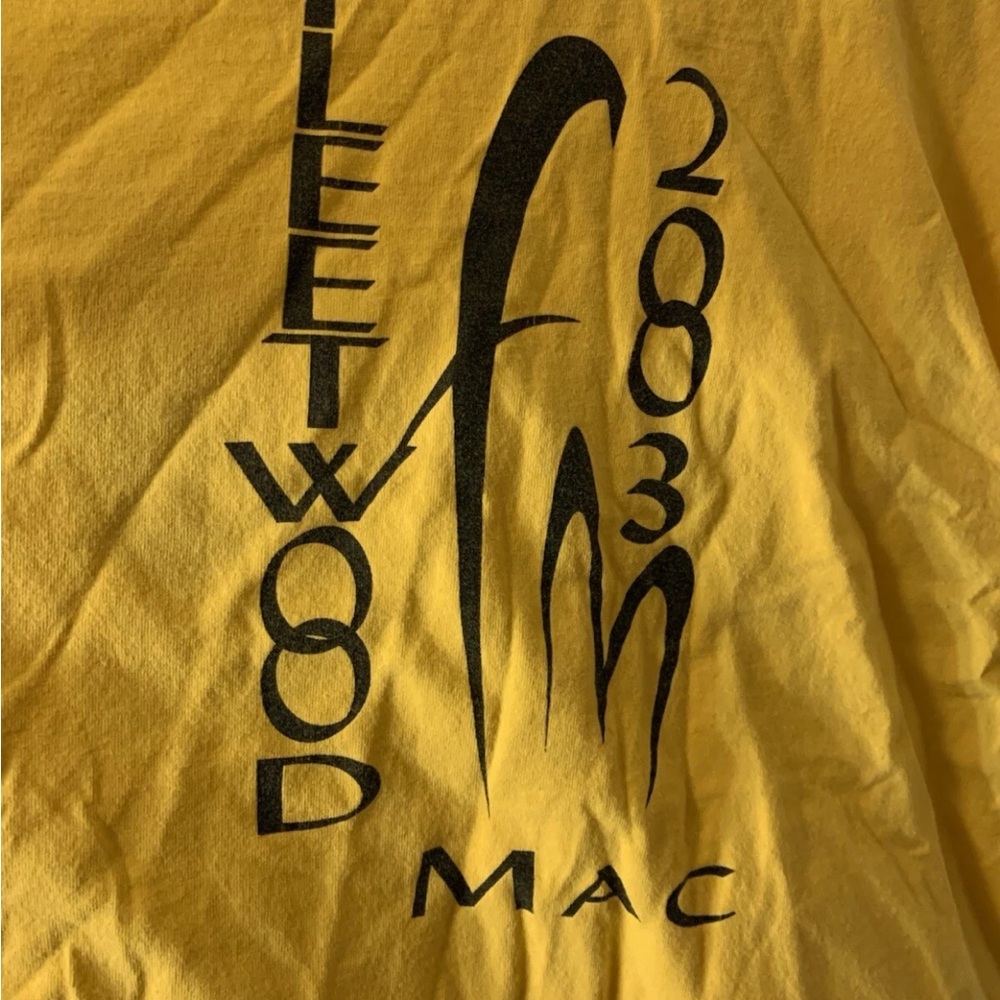 Vtg Fleetwood Mac 2003 mens sz L Gildan Yellow Graphic Tee t shirt‎